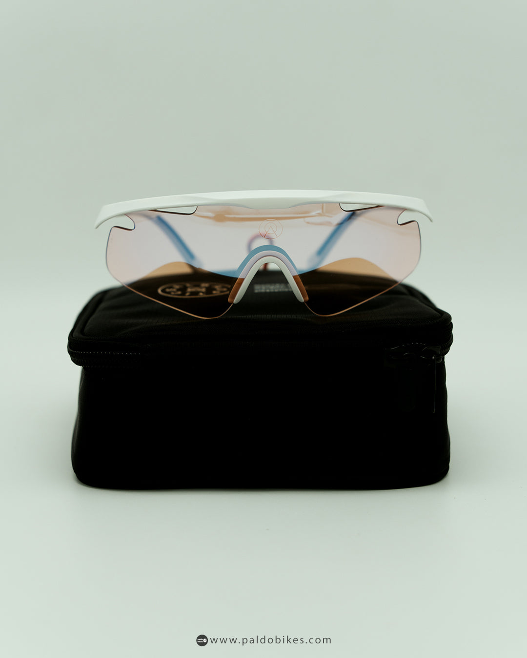 ALBA Optics Mantra VZUM F-LENS FLM - White