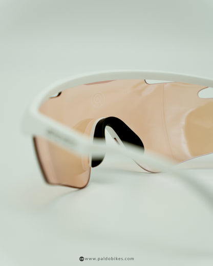 ALBA Optics Mantra VZUM F-LENS FLM - White