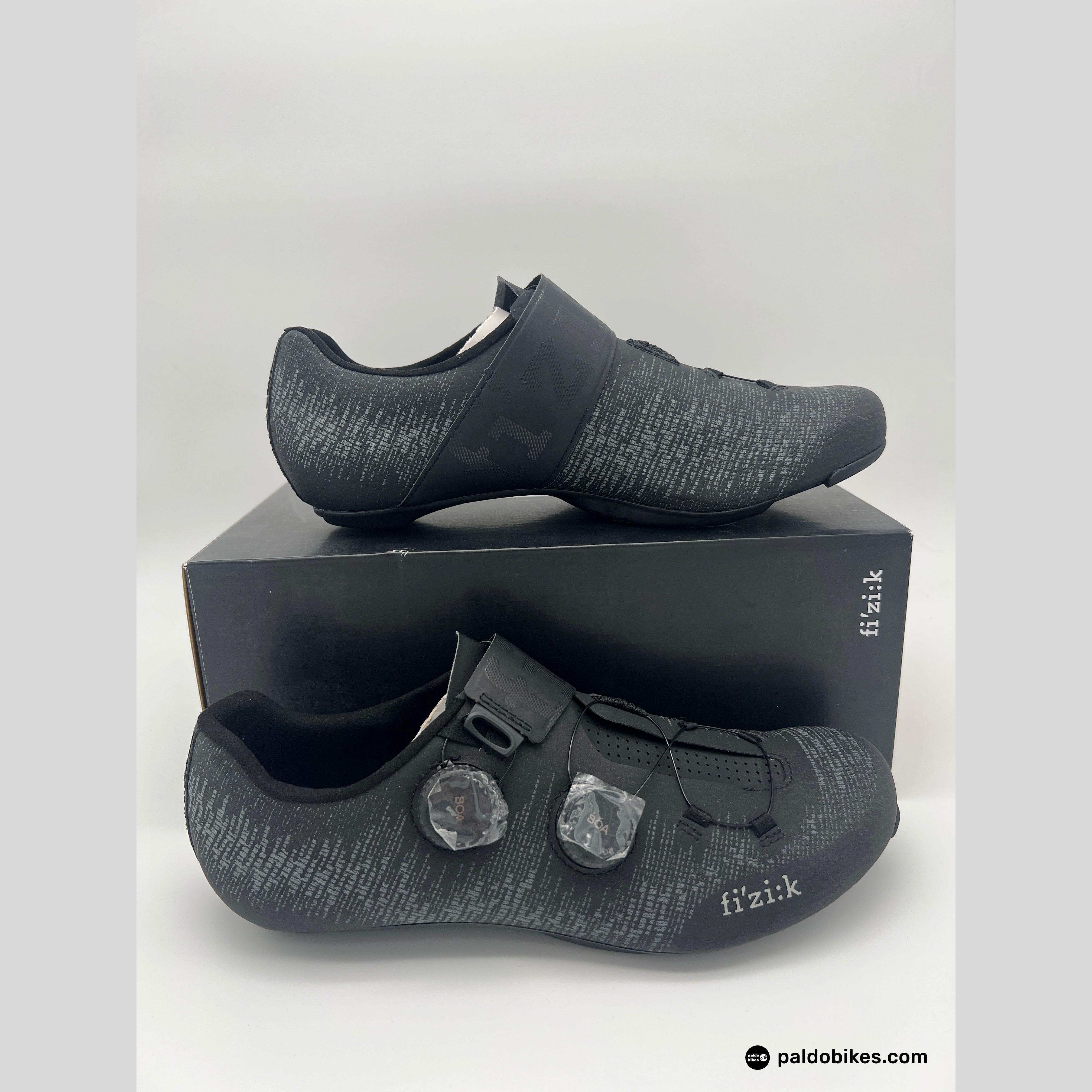 Fizik Vento Infinito Knit Carbon 2 Wide - Black – Paldo Bikes