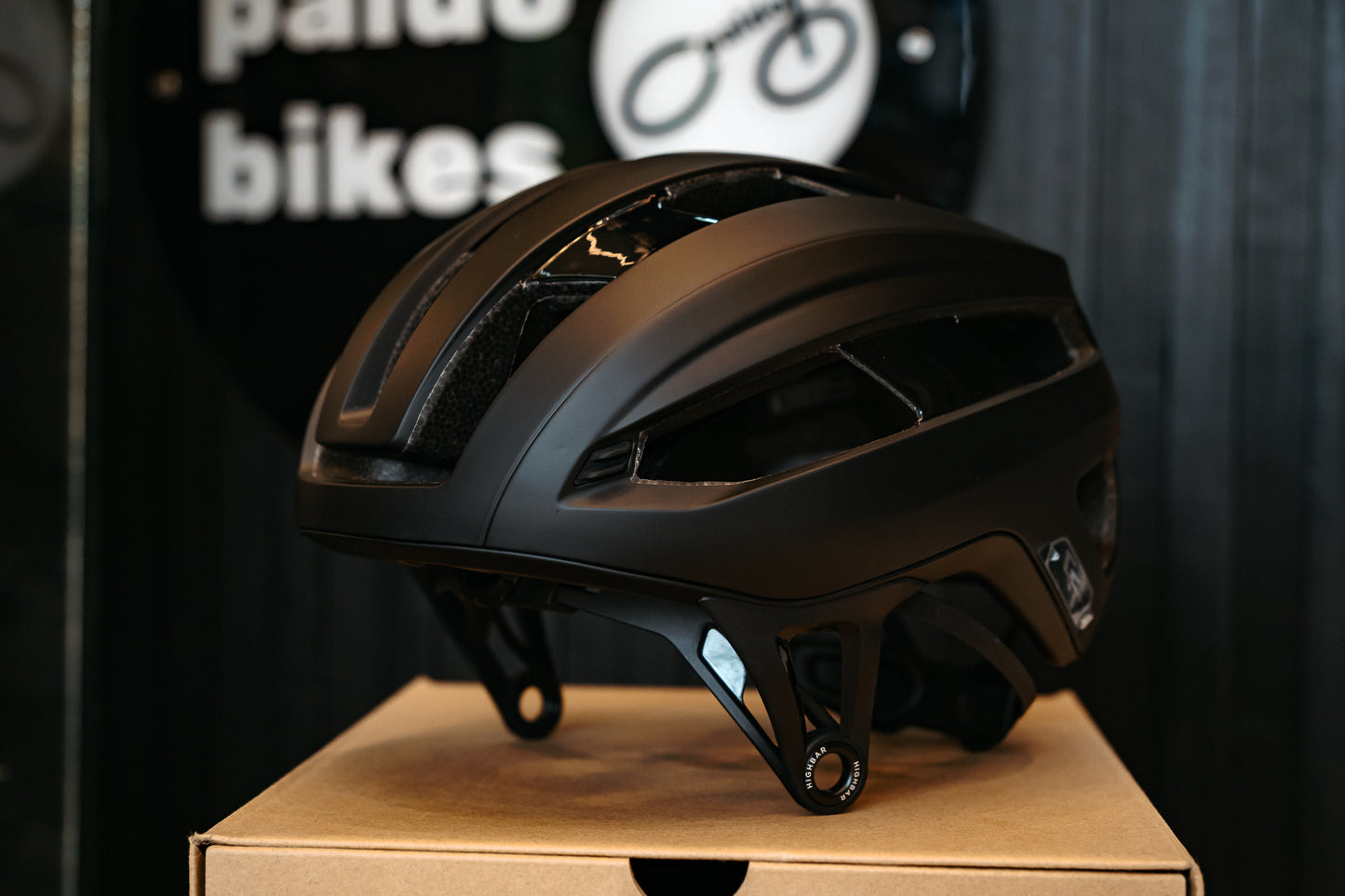 Canyon Disruptr CFR Helmet - Black